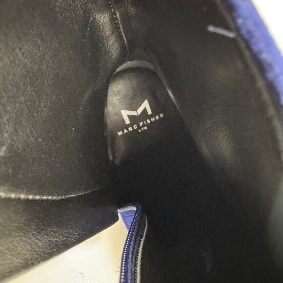 Marc Fisher Navy Blue Velvet Block Heel Booties Women's Size 9 - Picture 9 of 9